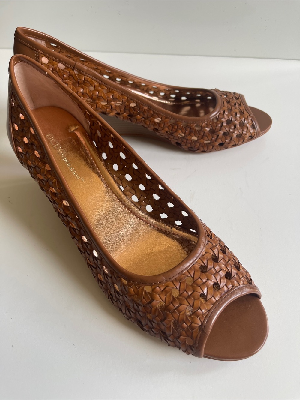 BCBGeneration Woven Brown Open Toe Woven Pumps Size 9